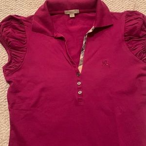 Burberry polo magenta size M